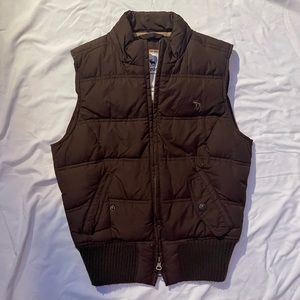 brown a&f vest
